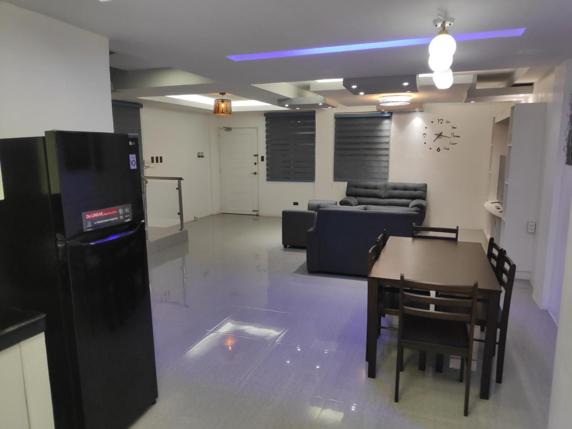Tagaytay Staycation By Naya And Darla W Free Swimming Pool, Wifi & Netflix Tagaytay City Extérieur photo
