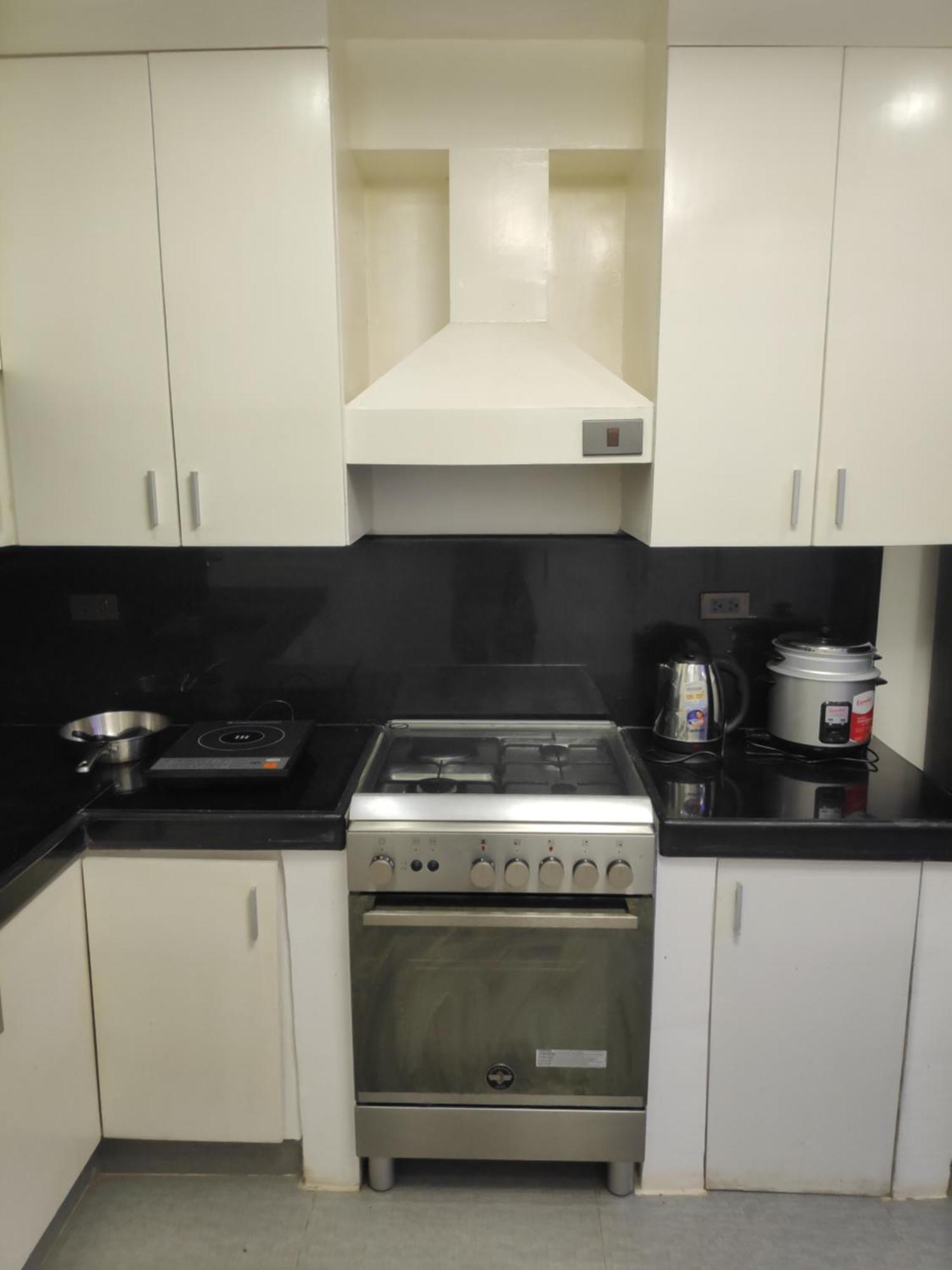 Tagaytay Staycation By Naya And Darla W Free Swimming Pool, Wifi & Netflix Tagaytay City Extérieur photo