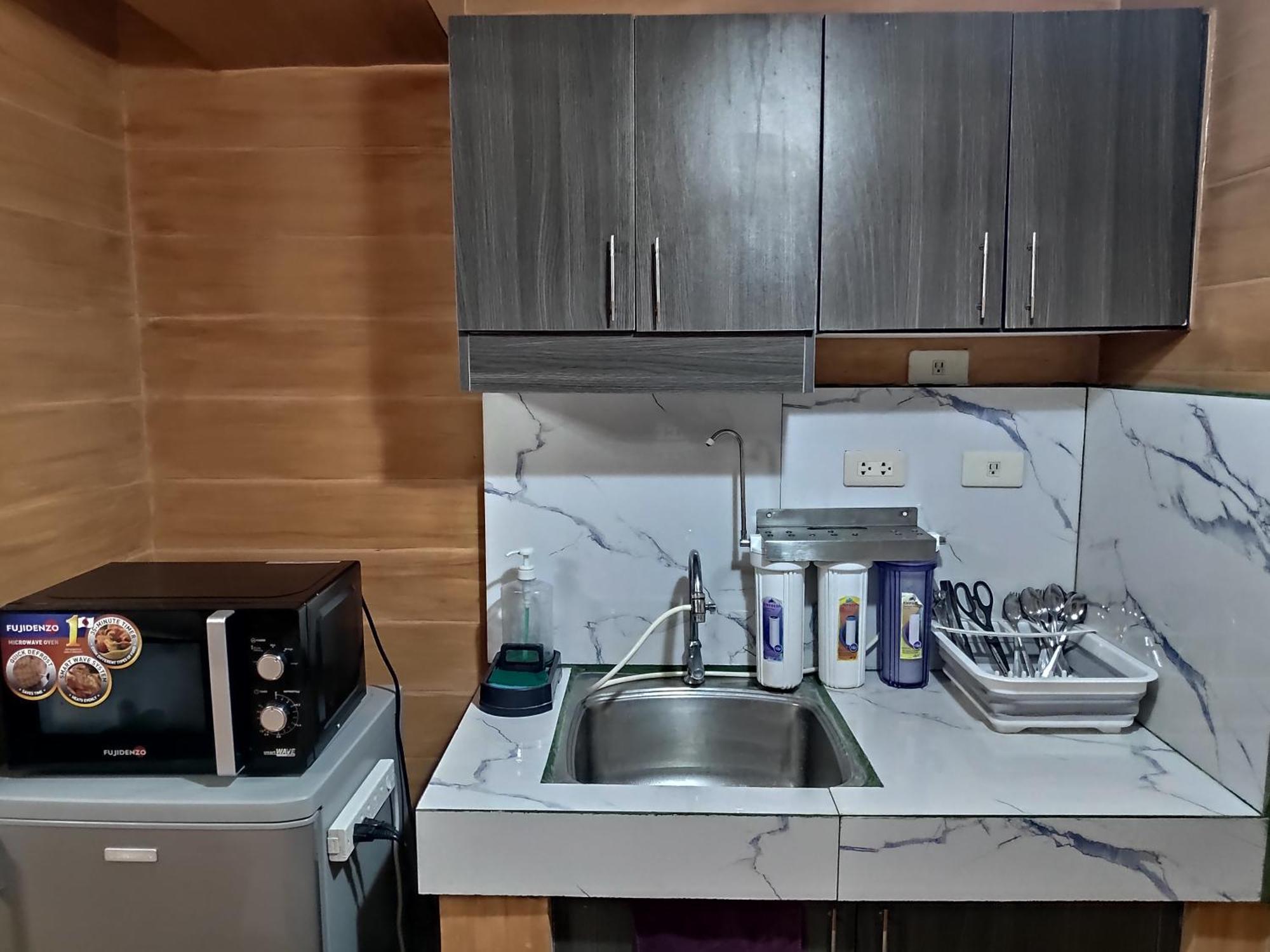 Tagaytay Staycation By Naya And Darla W Free Swimming Pool, Wifi & Netflix Tagaytay City Extérieur photo