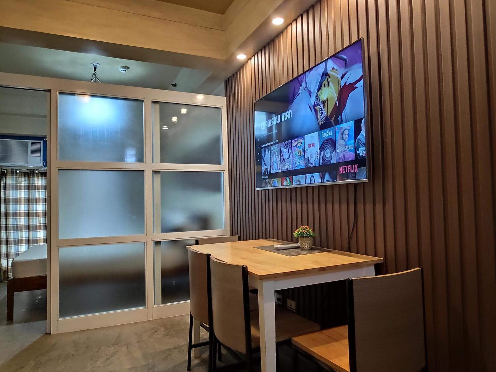 Tagaytay Staycation By Naya And Darla W Free Swimming Pool, Wifi & Netflix Tagaytay City Extérieur photo